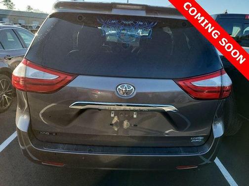 2019 Toyota Sienna Limited Premium