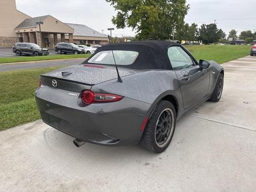 2021 Mazda MX-5 Miata Club