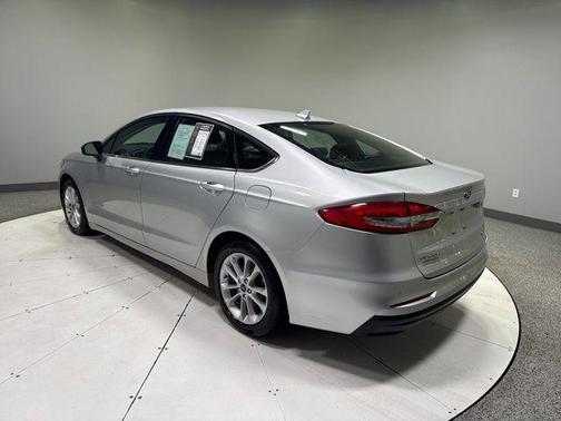 Ingot Silver Metallic 2019 Ford Fusion Hybrid SE