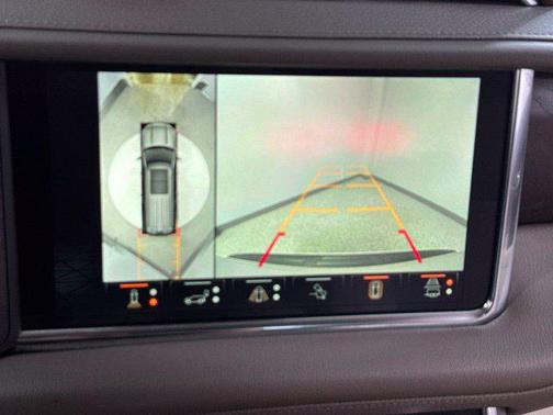 White Frost Tricoat 2023 GMC Yukon XL Denali
