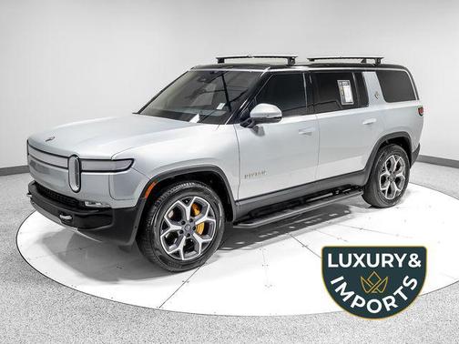 LA Silver 2023 Rivian R1S Adventure