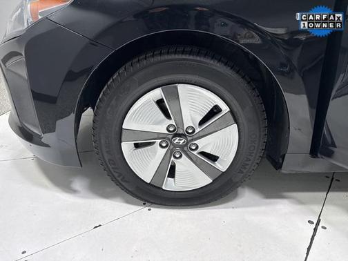 2018 Hyundai IONIQ Hybrid Blue