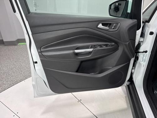 2016 Ford C-Max Hybrid SE