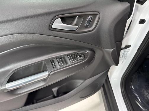 2016 Ford C-Max Hybrid SE