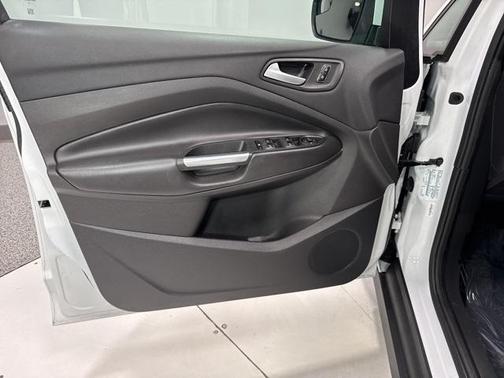 2016 Ford C-Max Hybrid SE