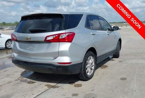 Silver Ice Metallic 2019 Chevrolet Equinox LS