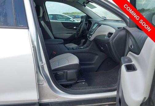 Silver Ice Metallic 2019 Chevrolet Equinox LS