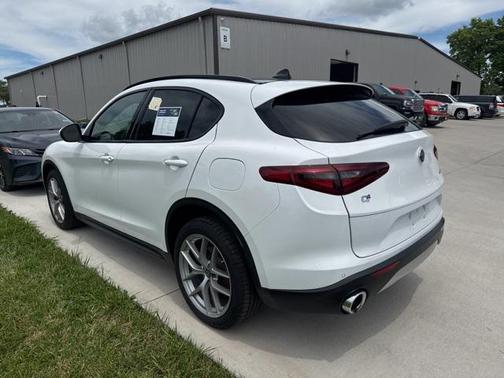 2019 Alfa Romeo Stelvio Ti Sport