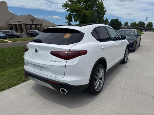 2019 Alfa Romeo Stelvio Ti Sport