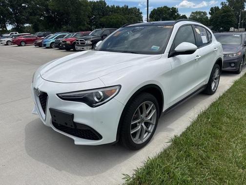 2019 Alfa Romeo Stelvio Ti Sport