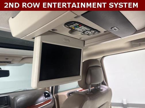 2016 Chrysler Town & Country Limited Platinum