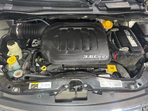 2016 Chrysler Town & Country Limited Platinum
