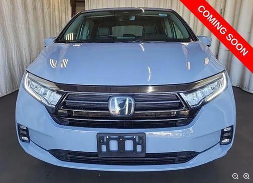 Sonic Gray Pearl 2023 Honda Odyssey Elite