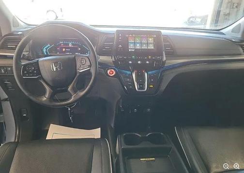 Sonic Gray Pearl 2023 Honda Odyssey Elite