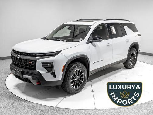 Polar White Tricoat 2026 Chevrolet Traverse Z71