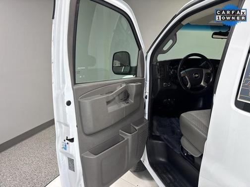 2017 Chevrolet Express 2500 LS