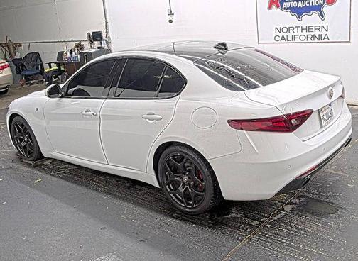 2022 Alfa Romeo Giulia Ti