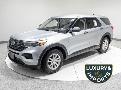 Silver Metallic 2021 Ford Explorer Base
