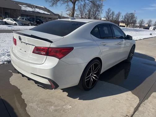 2019 Acura TLX FWD
