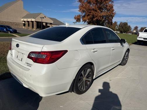 2017 Subaru Legacy Limited