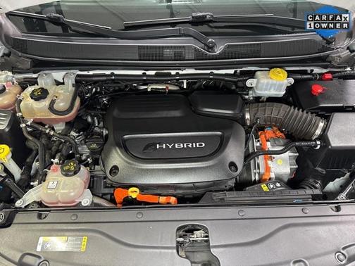 2018 Chrysler Pacifica Hybrid Touring Plus