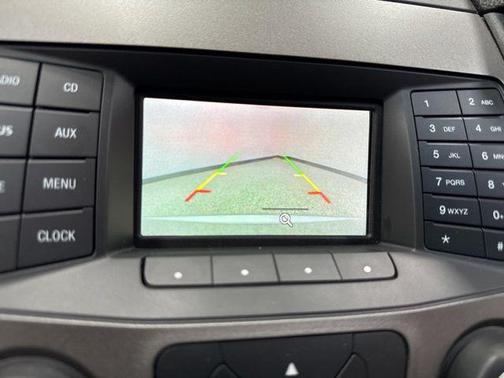 Ingot Silver 2018 Ford Taurus SE