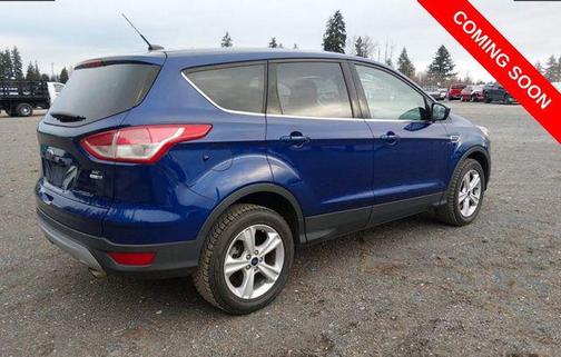 Deep Impact Blue 2016 Ford Escape SE