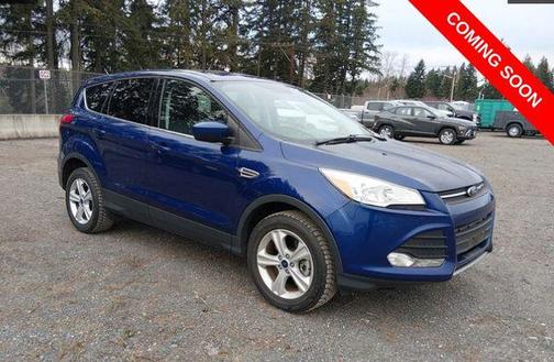 Deep Impact Blue 2016 Ford Escape SE