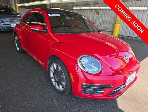 Tornado Red 2018 Volkswagen Beetle 2.0T SE