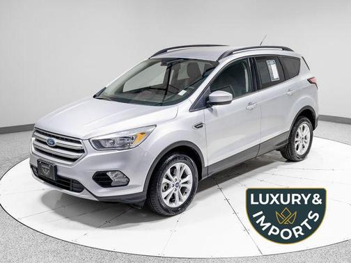 Ingot Silver Metallic 2018 Ford Escape SE