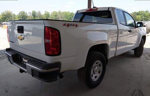 Summit White 2016 Chevrolet Colorado WT