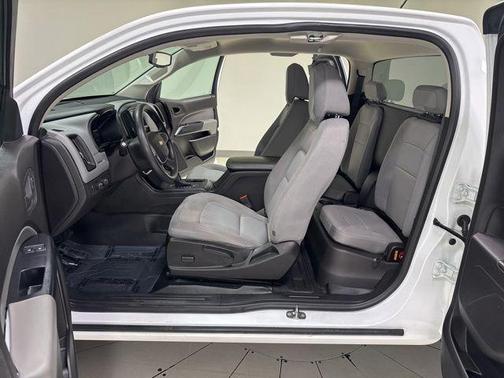 Summit White 2016 Chevrolet Colorado WT