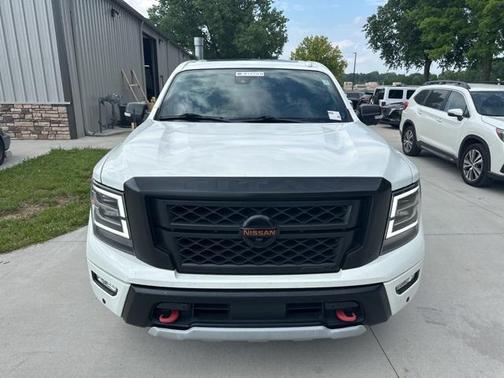 2020 Nissan Titan PRO-4X