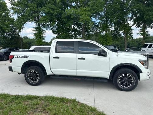 2020 Nissan Titan PRO-4X