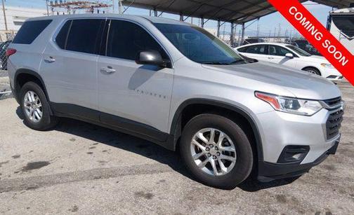 Silver Ice Metallic 2020 Chevrolet Traverse LS