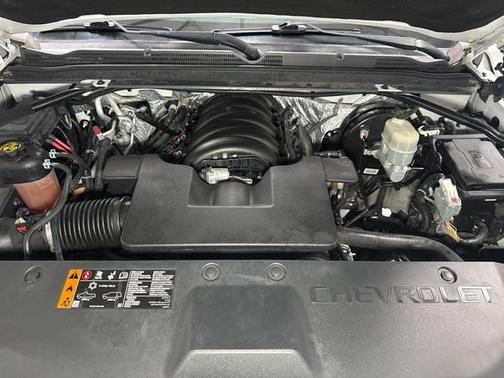 2018 Chevrolet Suburban LS