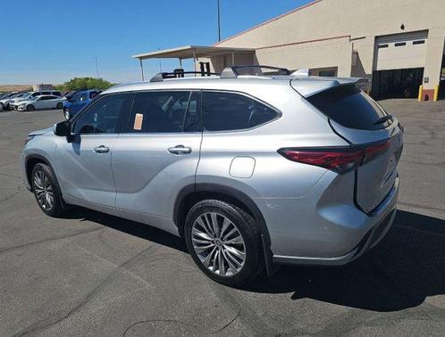 Celestial Silver Metallic 2021 Toyota Highlander Platinum