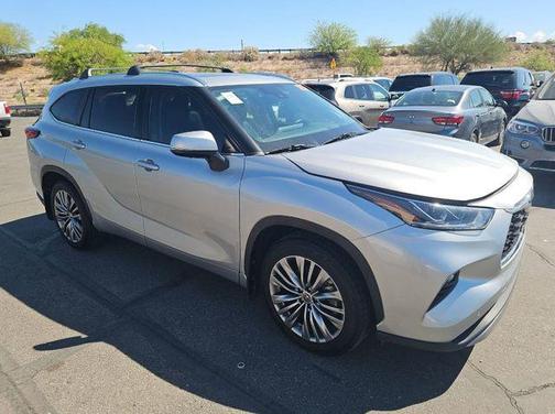 Celestial Silver Metallic 2021 Toyota Highlander Platinum