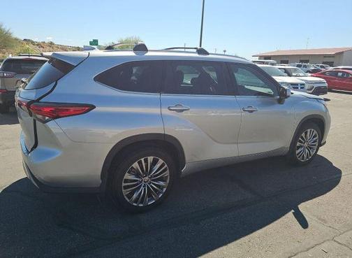Celestial Silver Metallic 2021 Toyota Highlander Platinum
