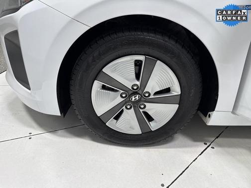 2018 Hyundai IONIQ Hybrid Blue