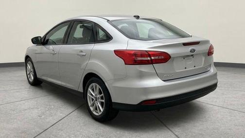 Ingot Silver Metallic 2017 Ford Focus SE