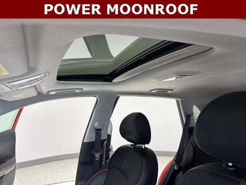 2020 Kia Niro Touring SE