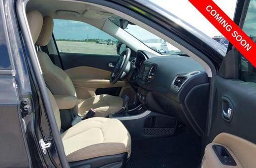 Diamond Black Crystal Pearlcoat 2018 Jeep Compass Sport