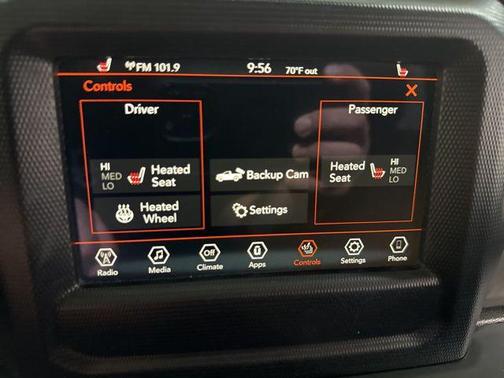 Bright White Clearcoat 2020 Jeep Gladiator Sport S