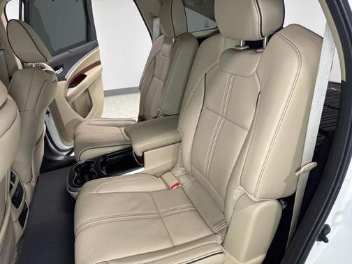 2018 Acura MDX 3.5L w/Advance Package