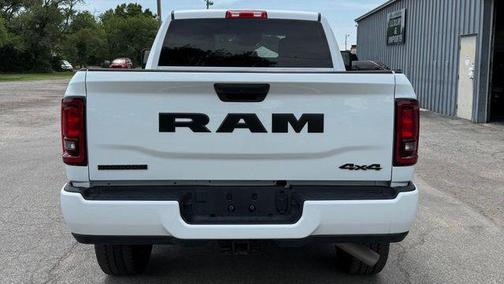 Bright White Clearcoat 2025 RAM 2500 Big Horn Crew Cab 4x4 6'4' Box