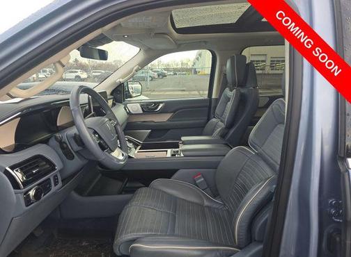 Crystal Blue Metallic 2019 Lincoln Navigator Black Label