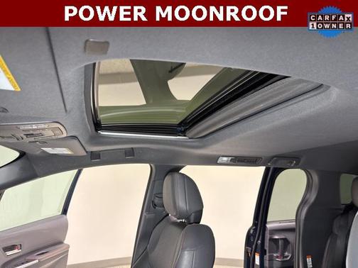 2022 Toyota Sienna XSE 7 Passenger