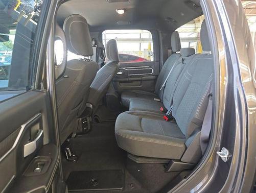 Granite Crystal Metallic Clearcoat 2025 RAM 2500 Big Horn Crew Cab 4x4 6'4' Box