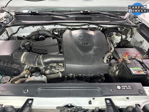 2016 Toyota Tacoma SR5